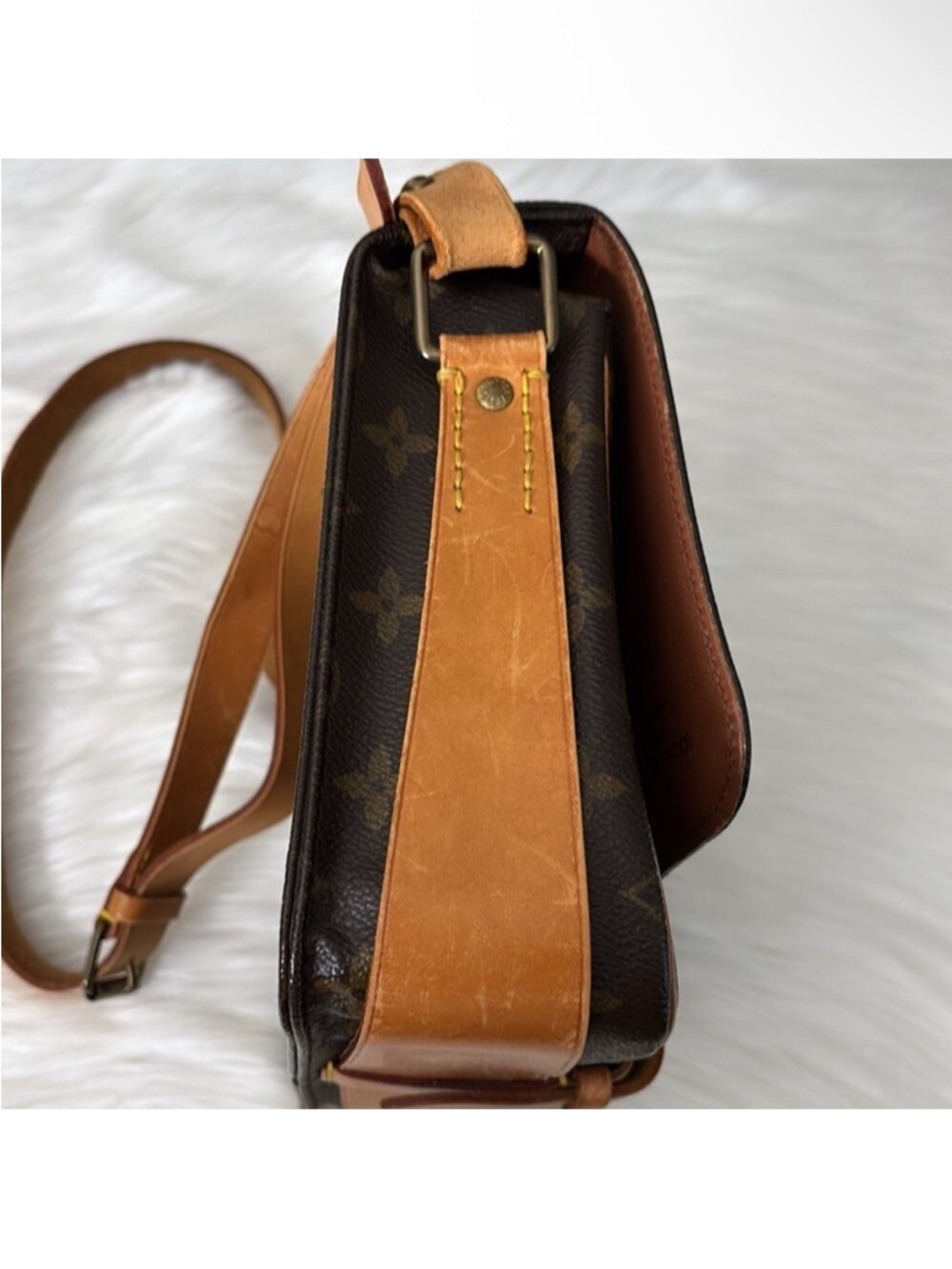 Louis Vuitton Cartouchiere GM Messanger Bag in iconic Monogram coated canvas - Picture 8 of 12